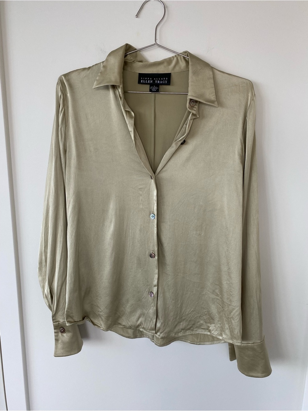 Ellen Tracy Women's Silk Button Front Blouse — Light Olive. Size 8